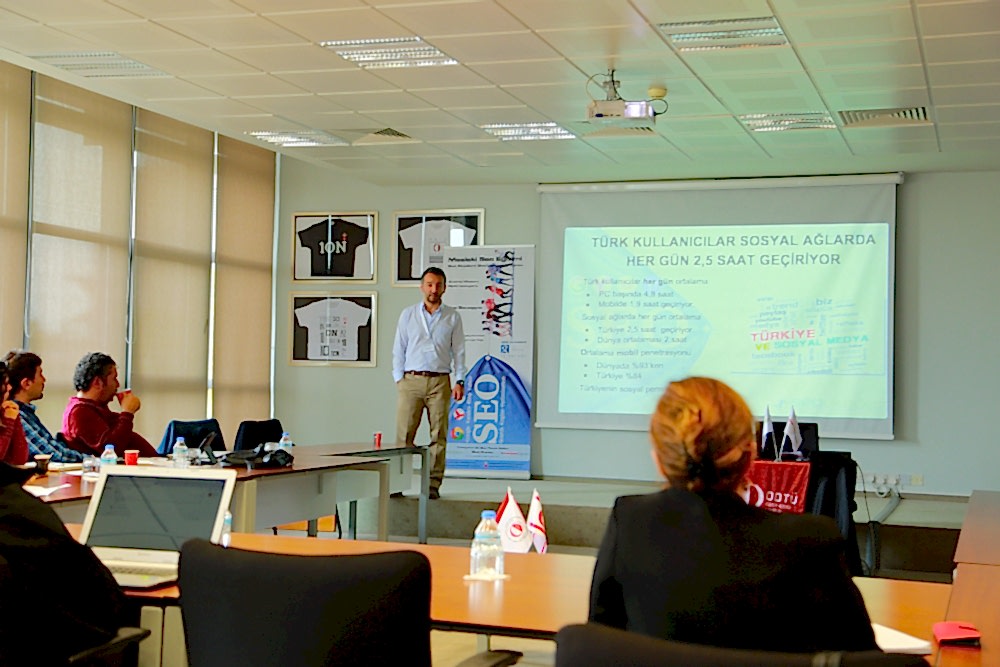 Sosyal Medya Yonetimi